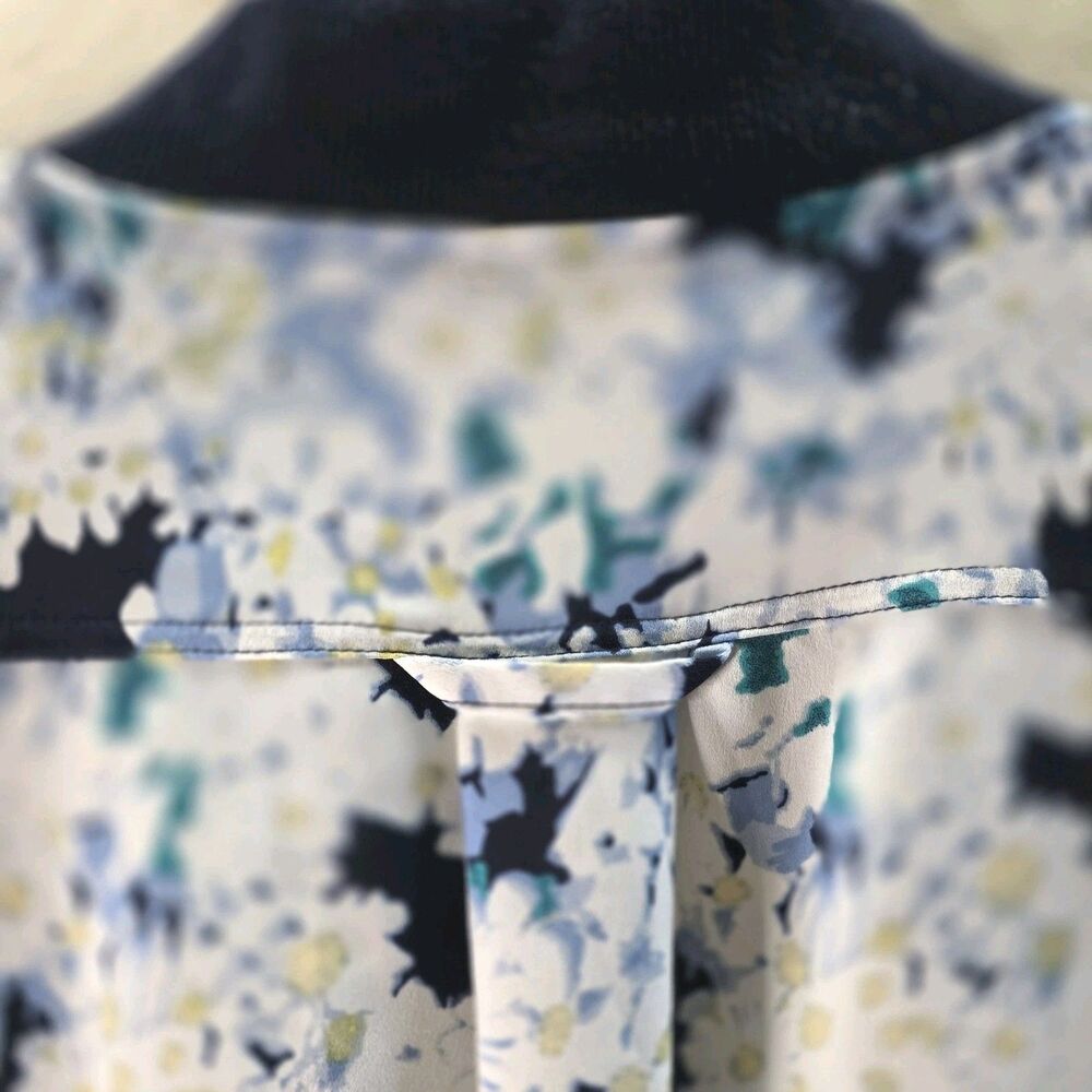 Cato Floral Bomber Jacket Women Medium Blue White Zip Front Lightweight - Picture 6 of 11